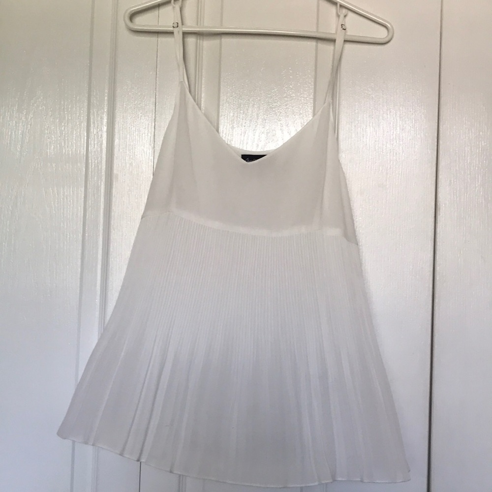 NWOT - White chiffon tank top
